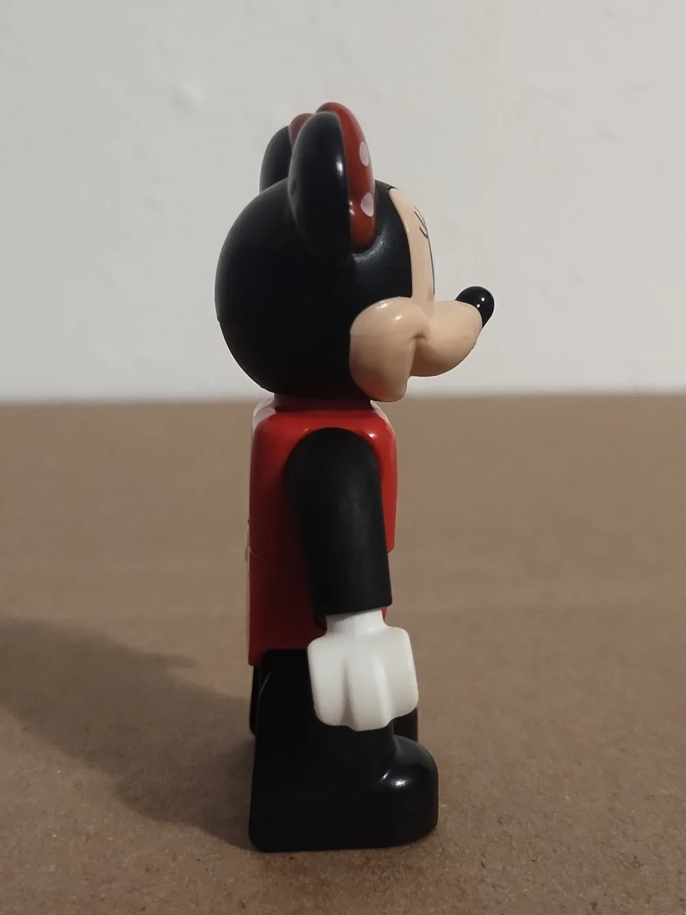 Red polka dot bow Minnie mouse Disney Pixar toy figure